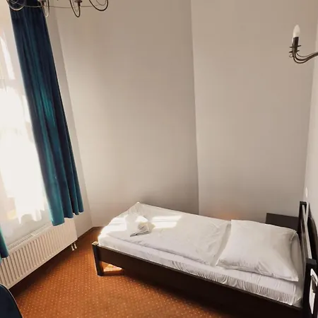 Legnicki Browar Ksiazecy I Restauracja Aparthotel 3*