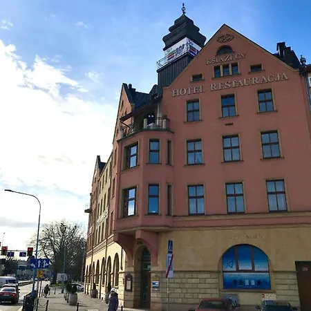 公寓式酒店 Legnicki Browar Ksiazecy I Restauracja 莱格尼察