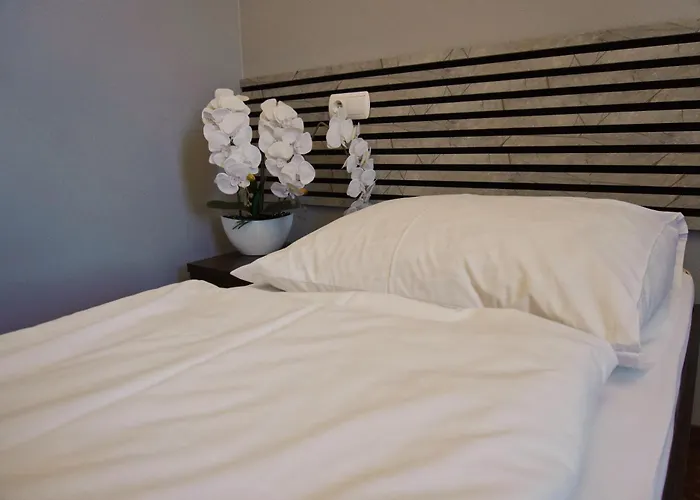 Legnicki Browar Ksiazecy I Restauracja Aparthotel 3*